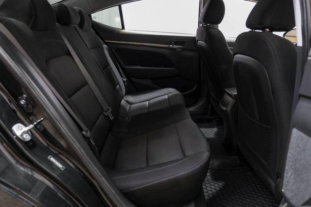Photo of 2018 Black Hyundai ELANTRA