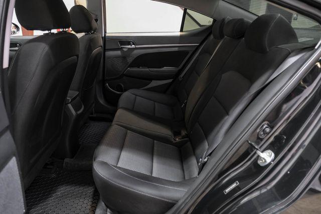 Photo of 2018 Black Hyundai ELANTRA