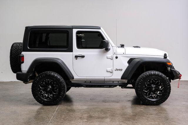 Photo of 2018 White Jeep Wrangler