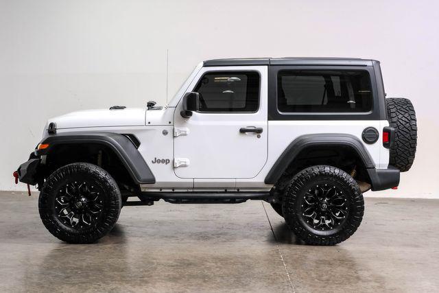 Photo of 2018 White Jeep Wrangler