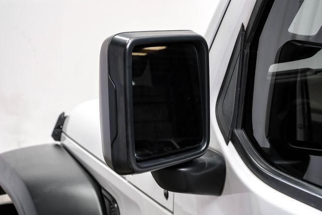 Photo of 2018 White Jeep Wrangler