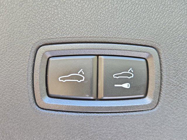Photo of 2024 Black Porsche Cayenne