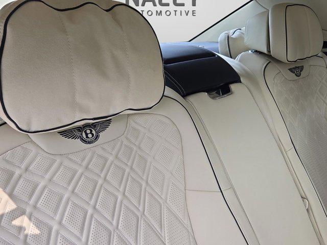 Photo of 2022  Bentley Flying Spur