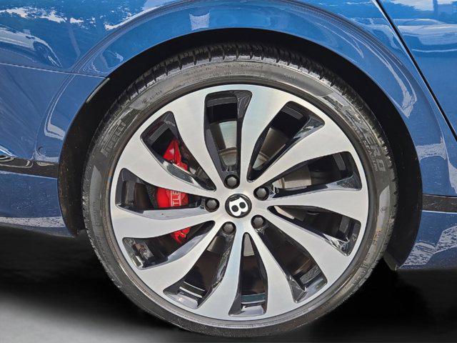 Photo of 2022  Bentley Flying Spur