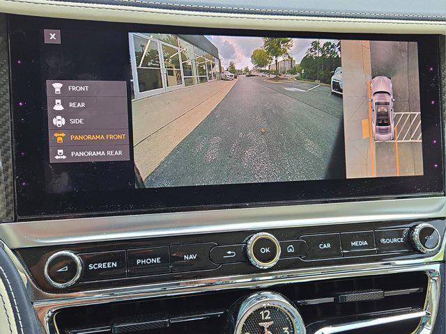 Photo of 2022  Bentley Flying Spur