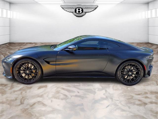 Photo of 2022 Aston Martin Vantage