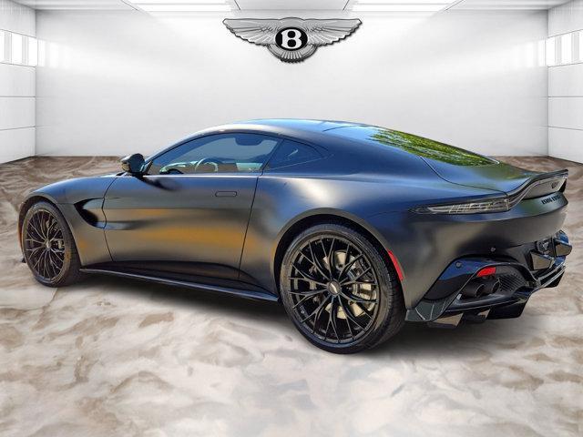 Photo of 2022 Aston Martin Vantage