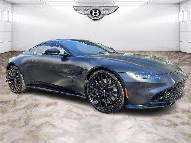 Photo of 2022 Aston Martin Vantage