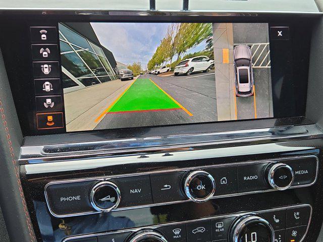 Photo of 2022 Bentley Bentayga