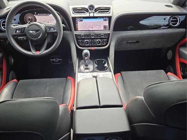 Photo of 2022 Bentley Bentayga
