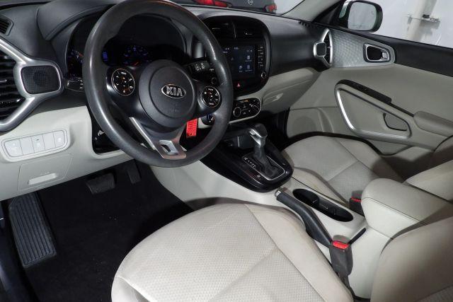 Photo of 2020 Silver Kia Soul