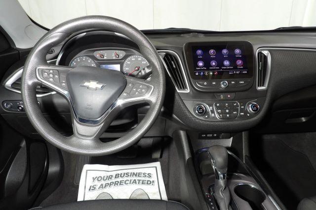 Photo of 2023 White Chevrolet Malibu
