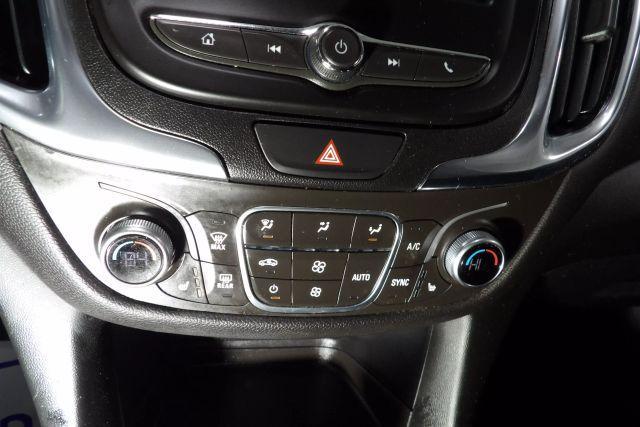 Photo of 2018 Blue Chevrolet Equinox