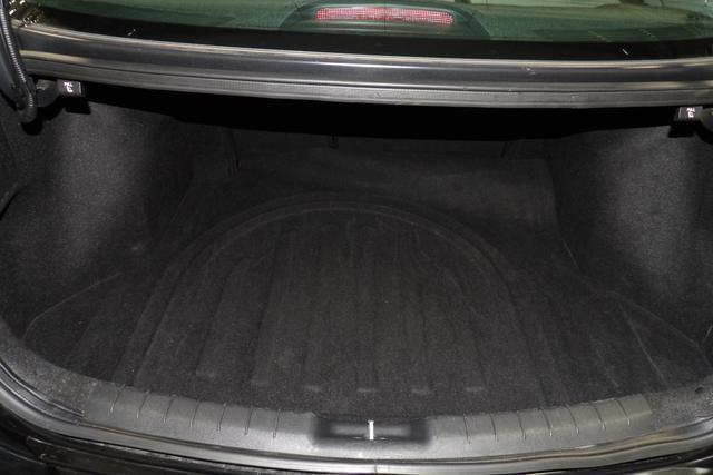 Photo of 2019 Phantom Black Hyundai ELANTRA