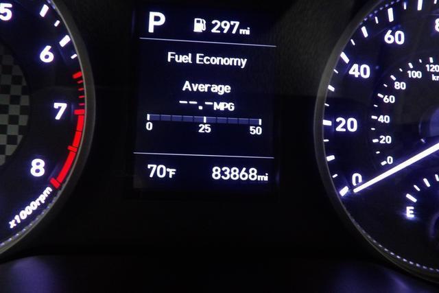 Photo of 2019 Phantom Black Hyundai ELANTRA