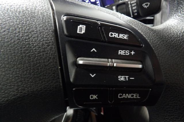 Photo of 2020 Red Hyundai ELANTRA