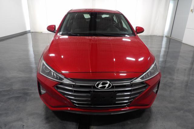 Photo of 2020 Red Hyundai ELANTRA