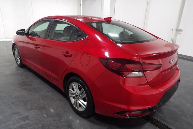 Photo of 2020 Red Hyundai ELANTRA