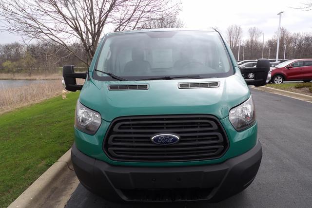 Photo of 2015 Green Ford Transit-150