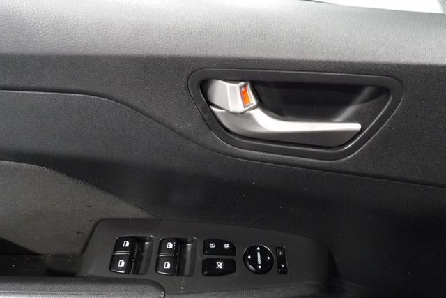 Photo of 2019 Admiral Blue Hyundai Accent