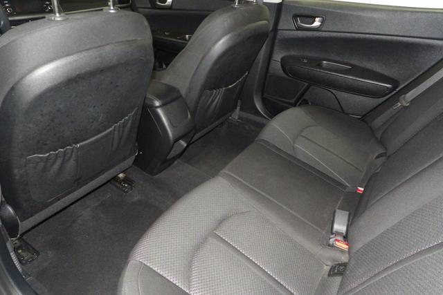 Photo of 2016 White Kia Optima