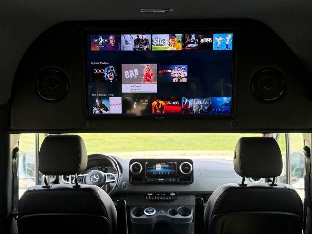 Photo of 2022 White Mercedes-Benz Sprinter 2500