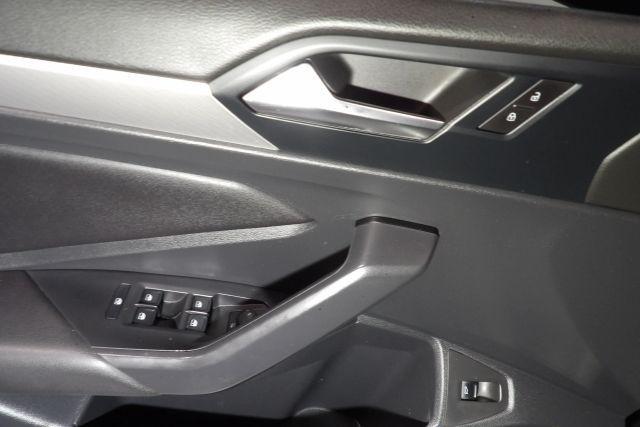 Photo of 2019 Black Volkswagen Jetta
