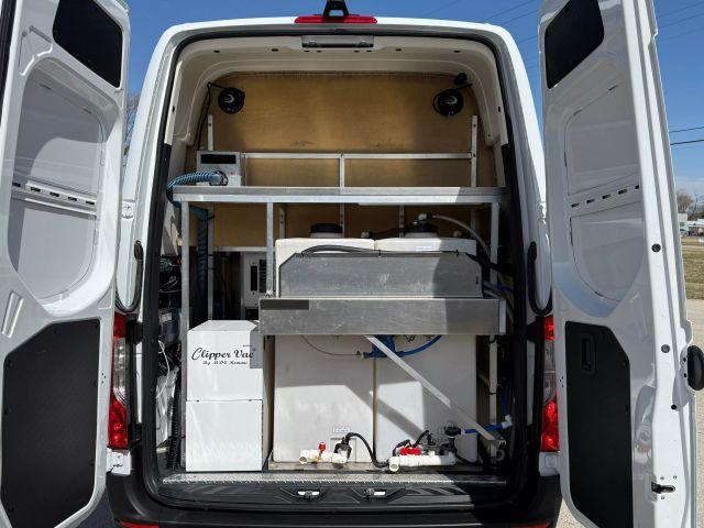Photo of 2021 White Mercedes-Benz Sprinter 2500
