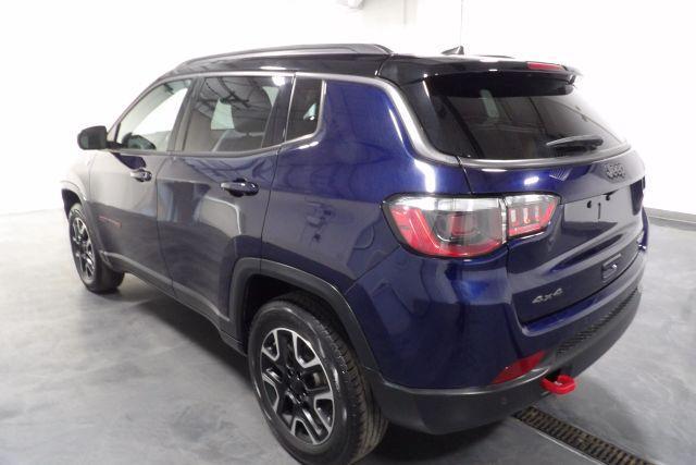 Photo of 2021 Blue Jeep Compass
