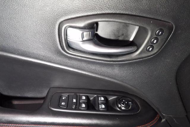Photo of 2021 Blue Jeep Compass