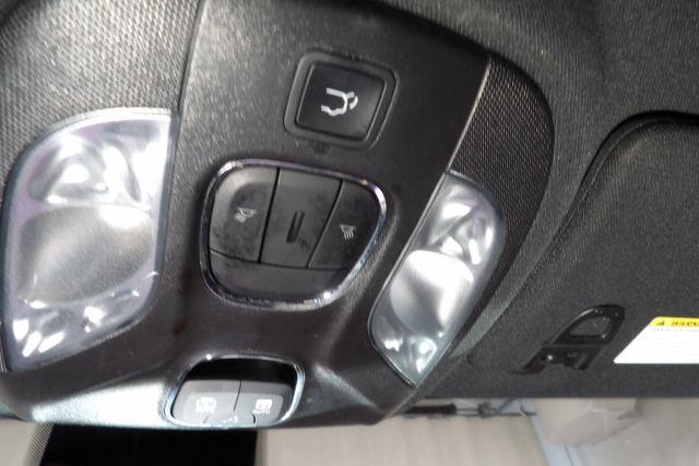Photo of 2023 Silver Jeep Compass