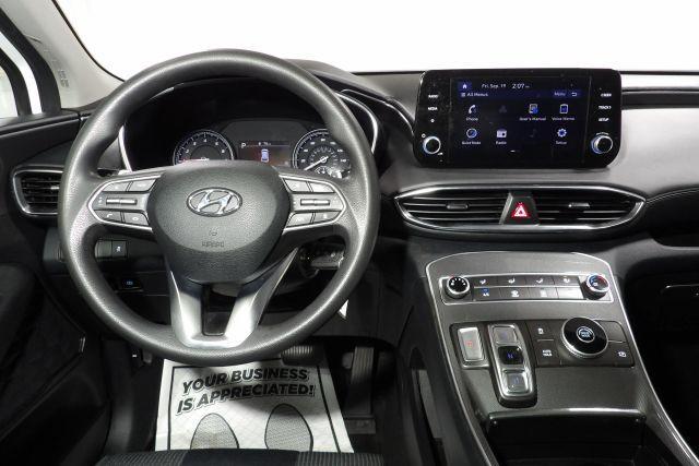 Photo of 2022 White Hyundai SANTA FE
