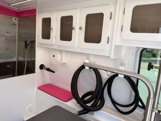 Photo of 2023 White Mercedes-Benz Sprinter 3500XD