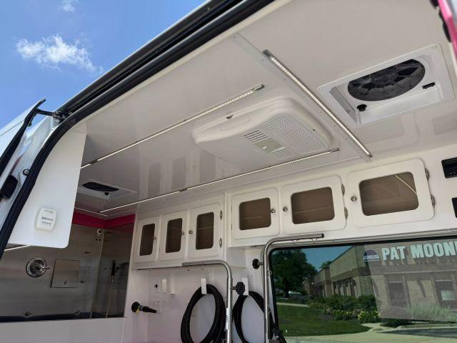 Photo of 2023 White Mercedes-Benz Sprinter 3500XD