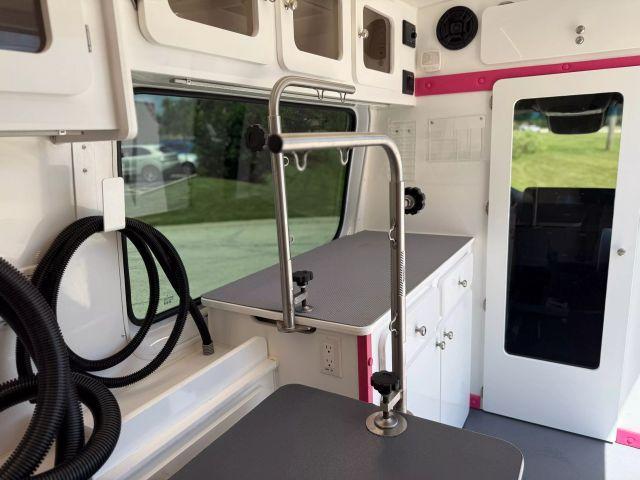 Photo of 2023 White Mercedes-Benz Sprinter 3500XD
