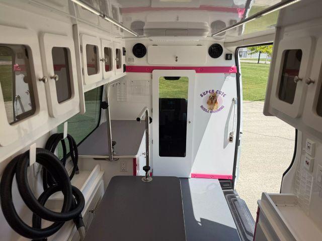 Photo of 2023 White Mercedes-Benz Sprinter 3500XD