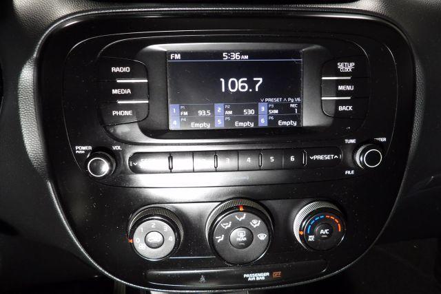Photo of 2017 Gray Kia Soul
