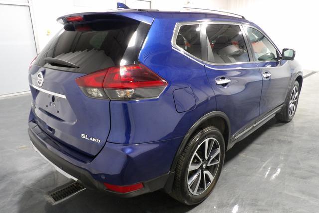 Photo of 2020 Caspian Blue Nissan Rogue