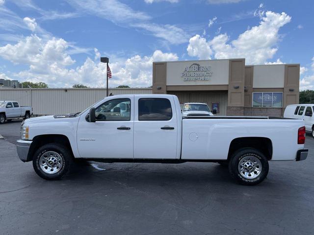 Photo of 2011 WHITE Chevrolet Silverado 3500