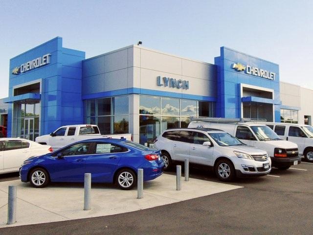 Photo of 2026 Summit White Chevrolet Traverse