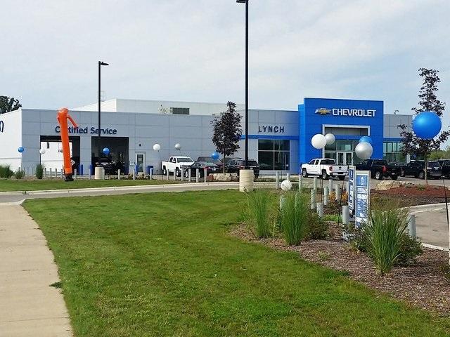 Photo of 2026 Summit White Chevrolet Traverse