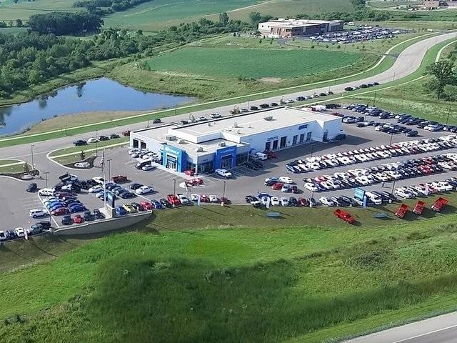Photo of 2026 Summit White Chevrolet Traverse