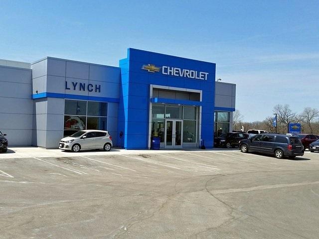 Photo of 2026 Summit White Chevrolet Traverse