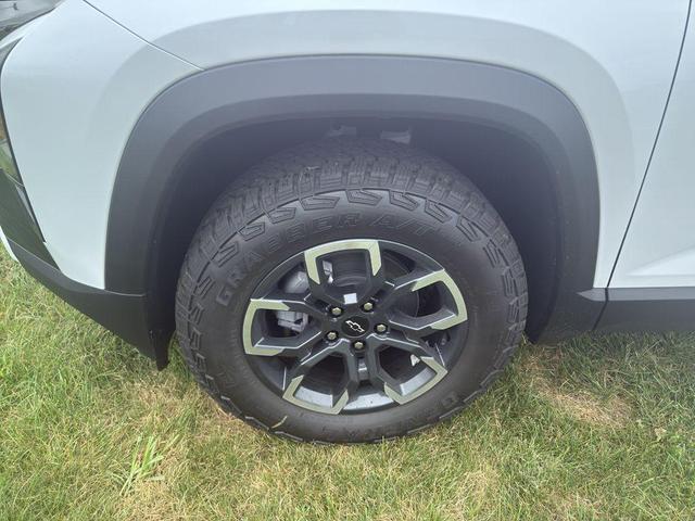 Photo of 2026 Polar White Chevrolet Equinox
