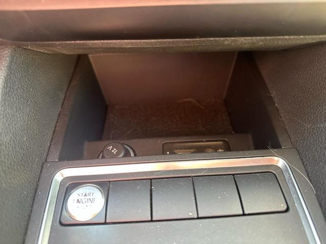 Photo of 2017 BLUE Volkswagen Jetta
