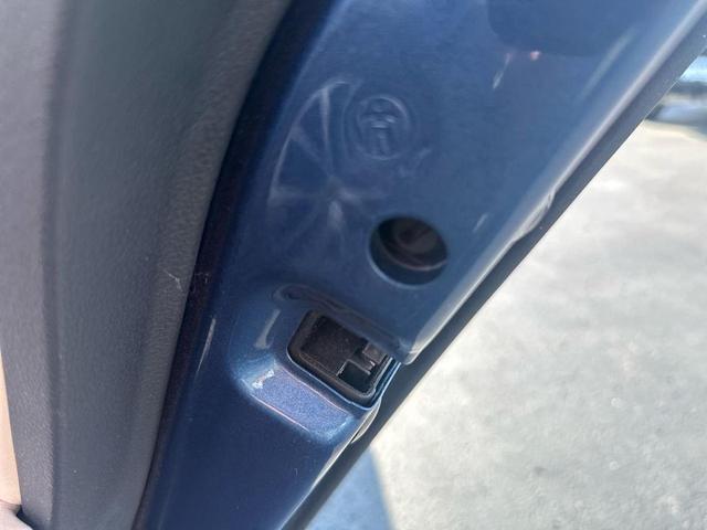 Photo of 2017 BLUE Volkswagen Jetta