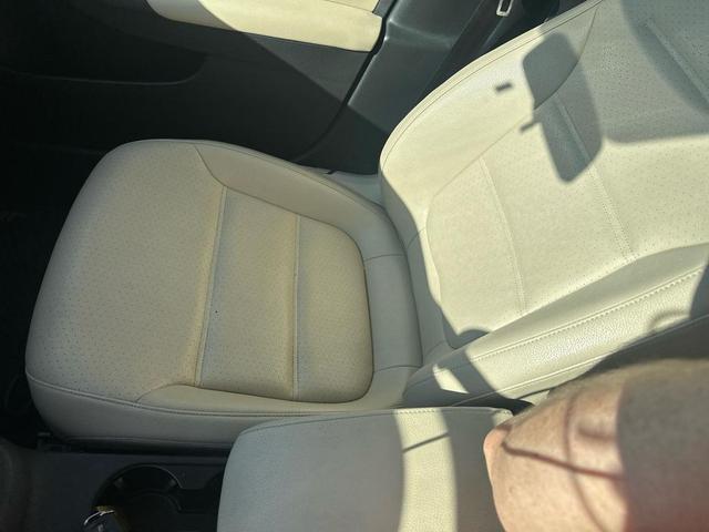 Photo of 2017 BLUE Volkswagen Jetta