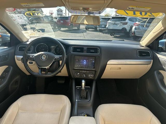Photo of 2017 BLUE Volkswagen Jetta