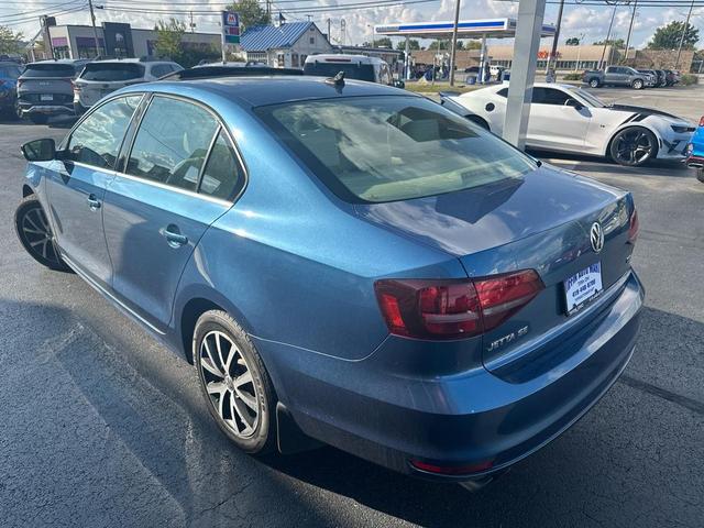 Photo of 2017 BLUE Volkswagen Jetta