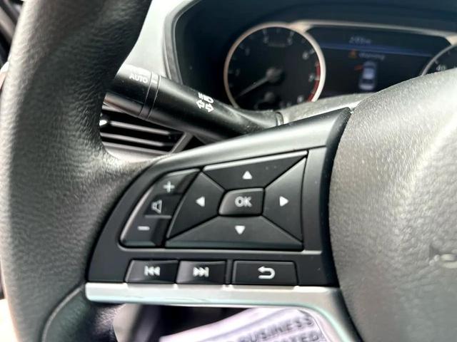 Photo of 2022 BLACK Nissan Altima